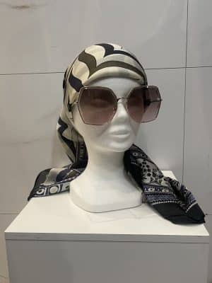 Carré de soie stylie