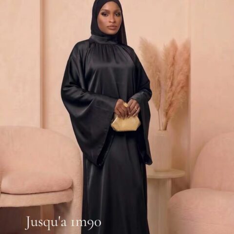 Longue robe satin grande taille tall & curvy chic col montant - sissy